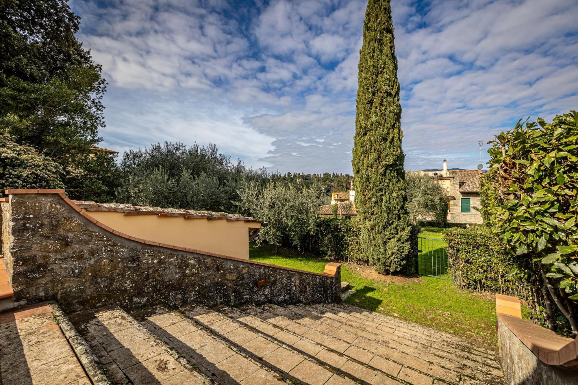 Yid Cozy House In Fiesole With Jacuzzi Apartment Exterior photo